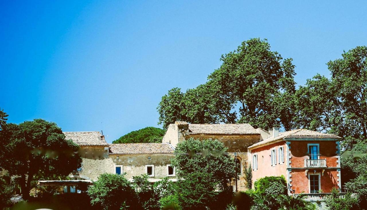 Domaine Sainte Colombe Hotel Bagian luar foto